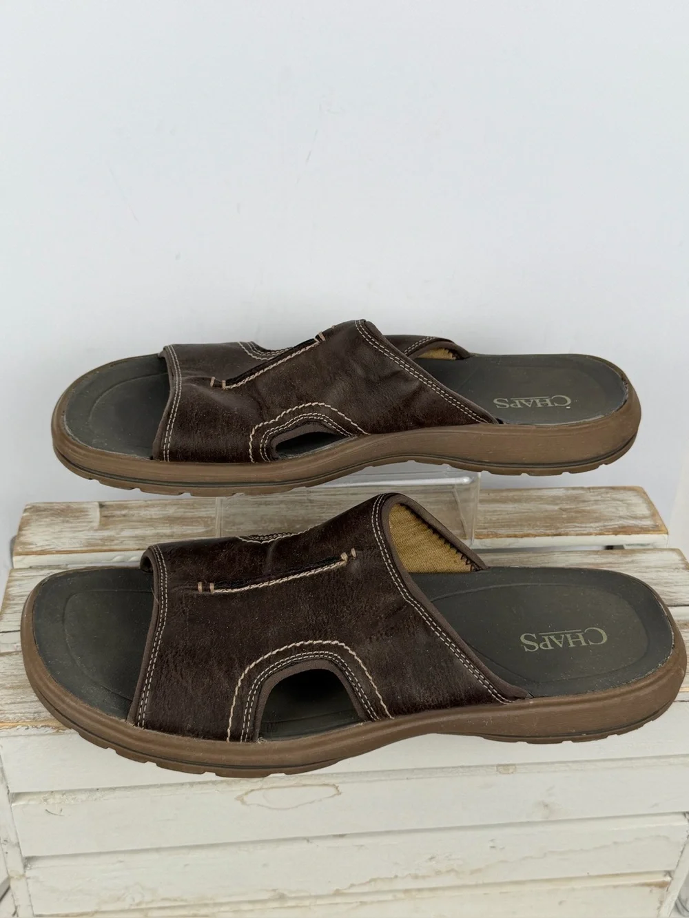 Chaps men's brown slide sandals contrast stitching and a cushioned footbed 11M